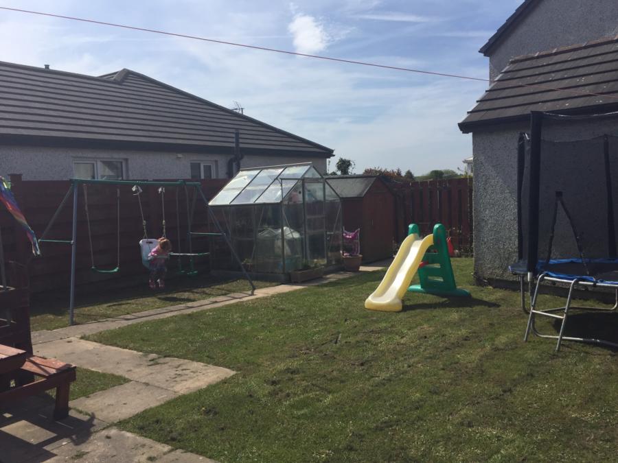 outside Living Arrows Sunshine Days