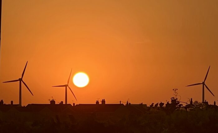 #MySundaySnapshot - A Scorching Sunset 36/52 (2024) #MySundaySnapshot - A Scorching Sunset 36/52 (2024)